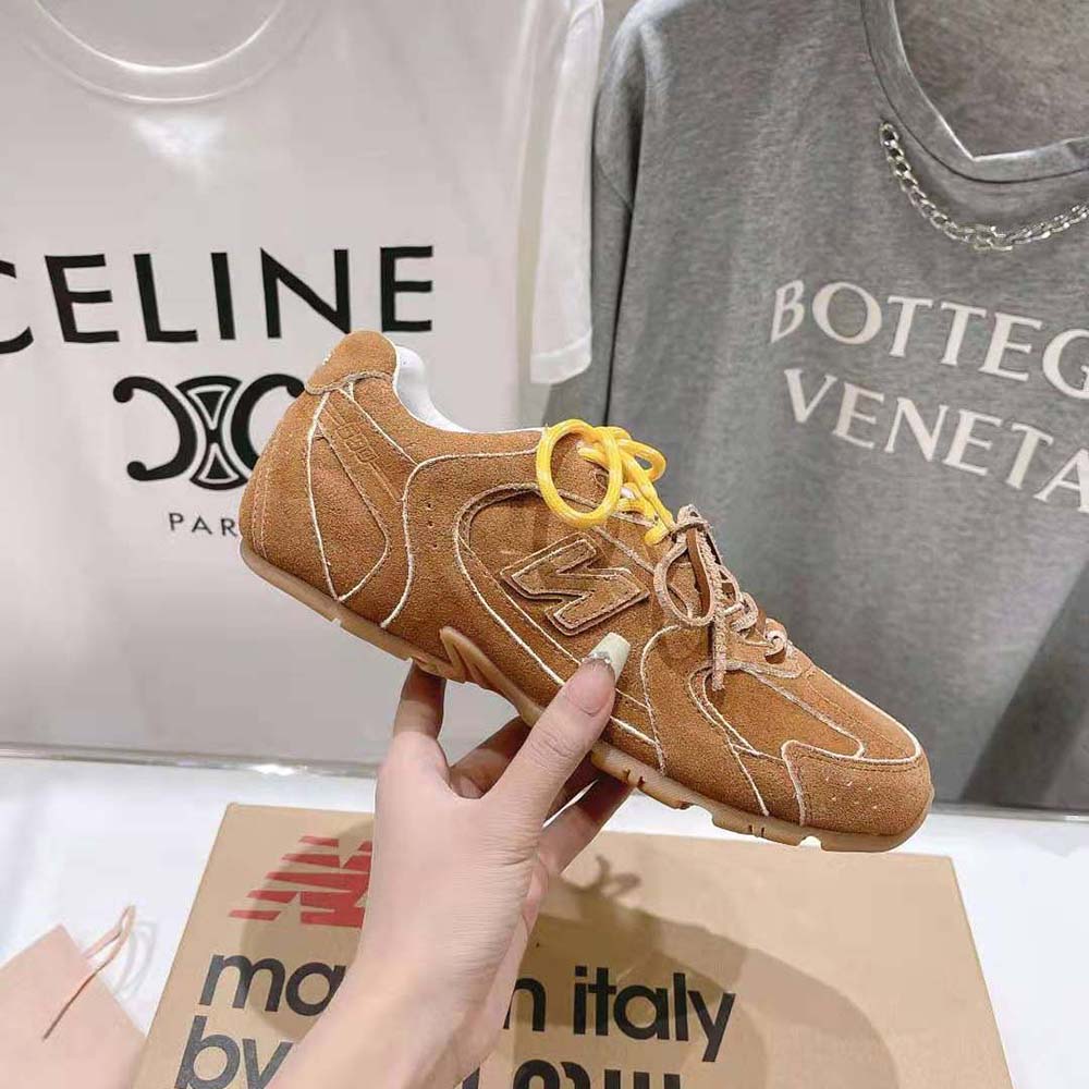 Miu Miu Women New Balance X Miu Miu 530 SL Suede Sneakers-Brown - image 6