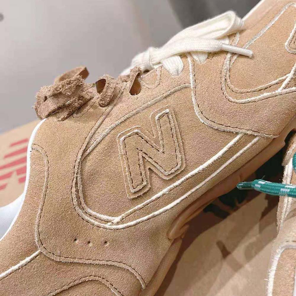 Miu Miu Women New Balance X Miu Miu 530 SL Suede Sneakers-Cinnamon - image 9