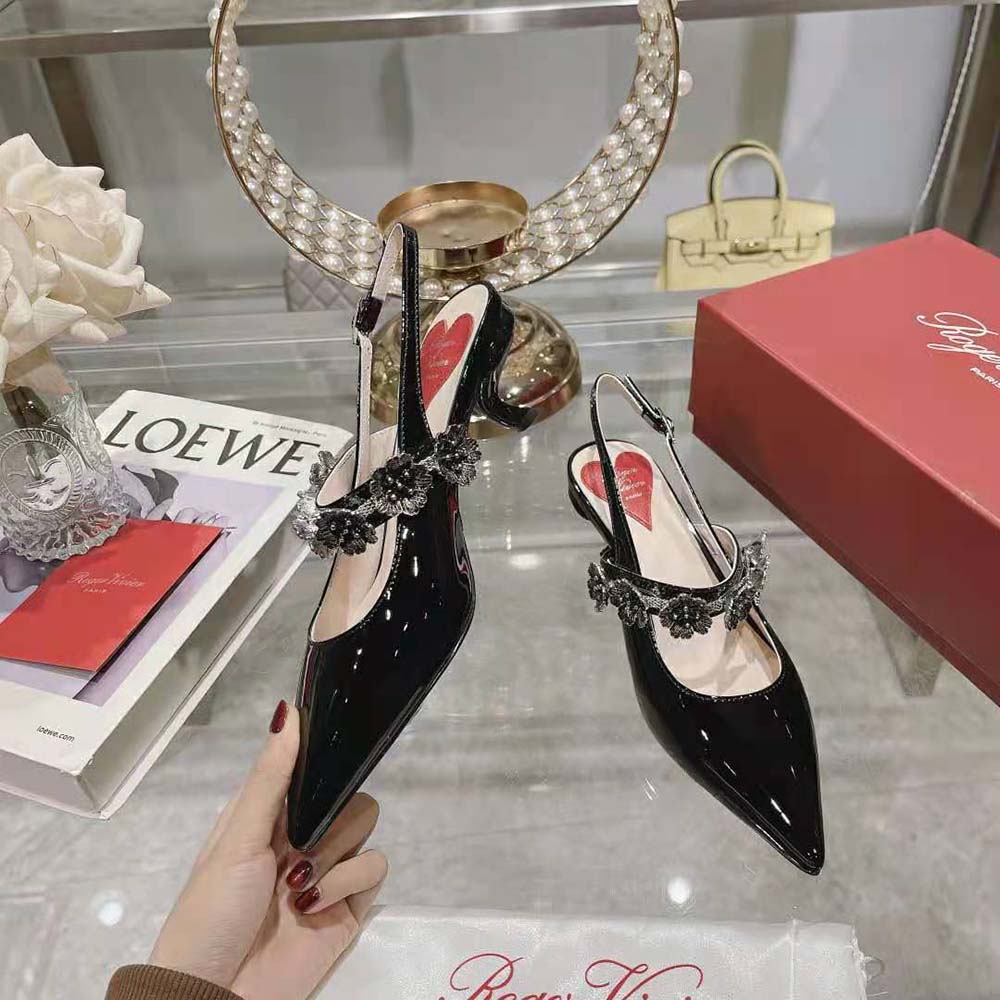 Roger Vivier Women Virgule Flower Slingback Pumps in Patent Leather-Black - image 4