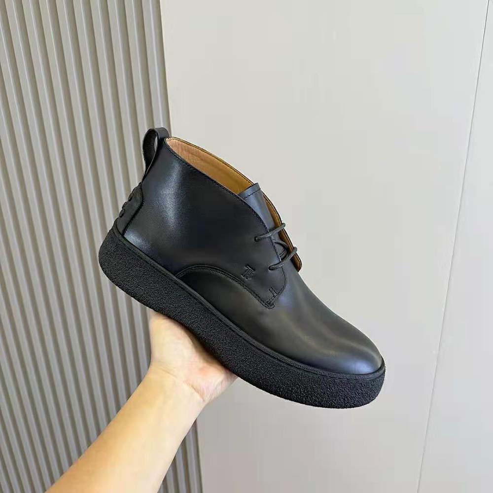 Tod’s Men W. G. Desert Boots in Leather-Black - image 5