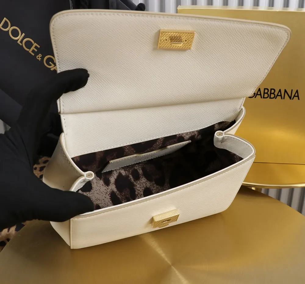 Dolce Gabbana D&G Women Medium Dauphine Leather Sicily Bag - image 10