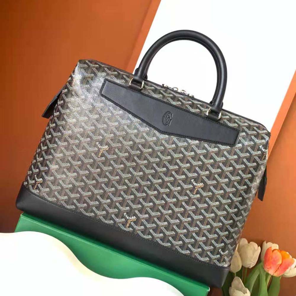Interior shot of Goyard Unisex Cisalpin Document Case with lining