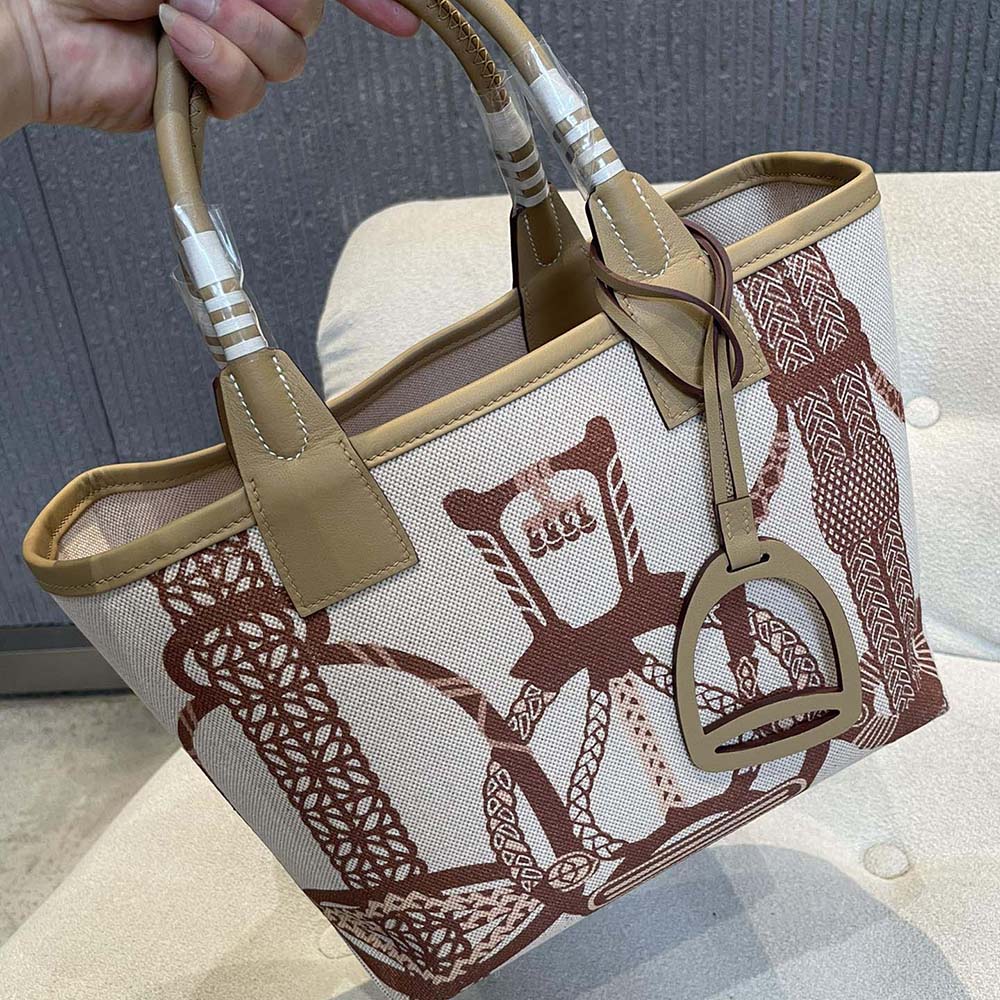 Hermes Unisex Steeple 25 Ecru Tote Bag-Brown - image 5