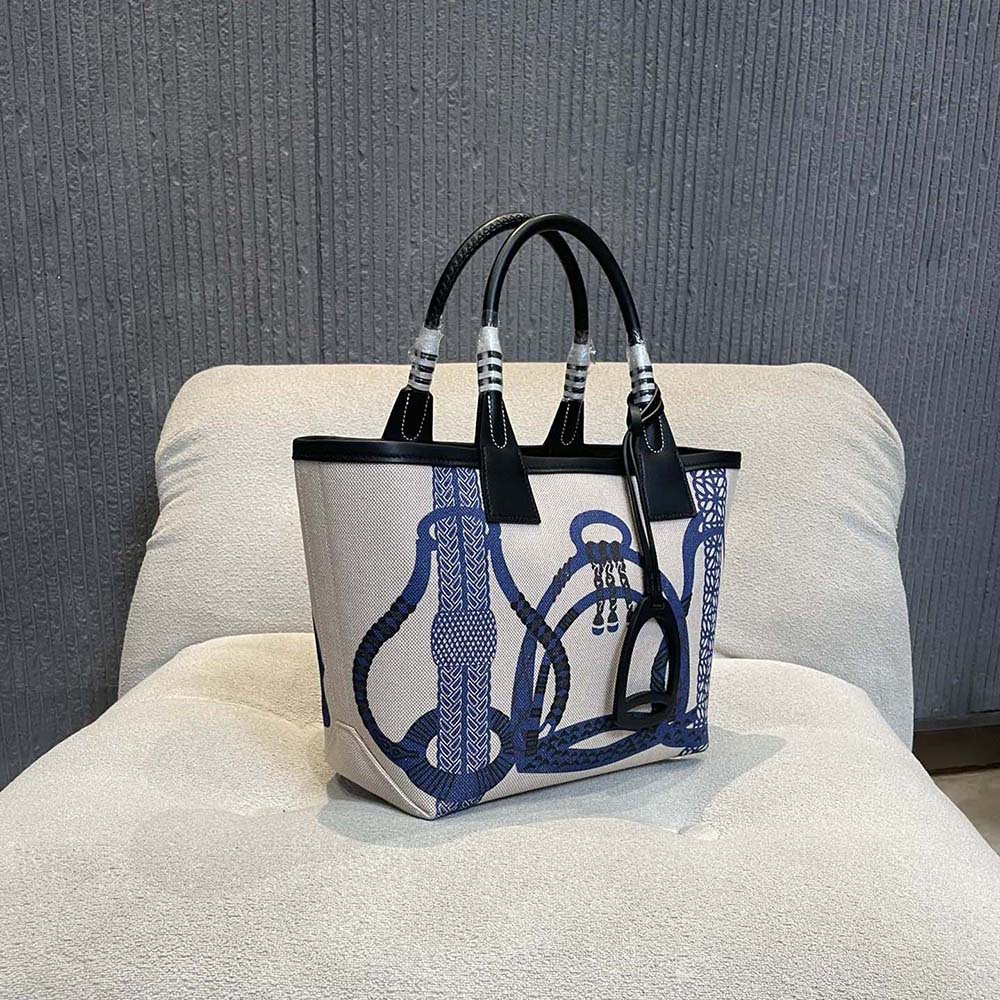 Hermes Unisex Steeple 25 Ecru Tote Bag-Blue - image 4