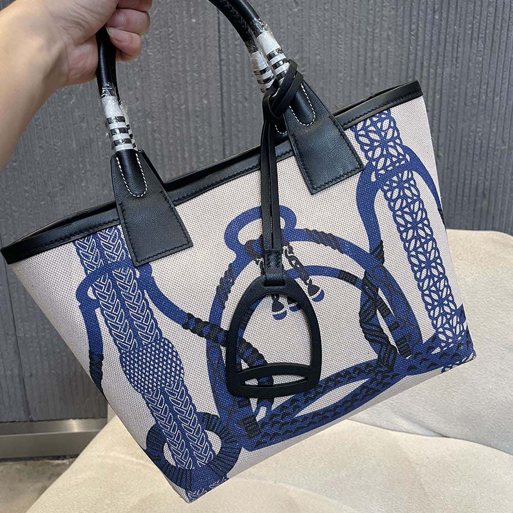 Hermes Unisex Steeple 25 Ecru Tote Bag-Blue - image 6
