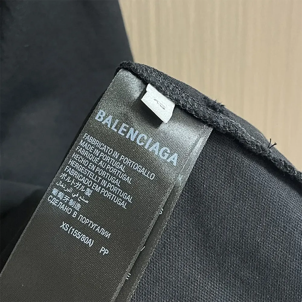 Balenciaga Women Burning Unity T-Shirt Oversized in Black Vintage Jersey - image 9