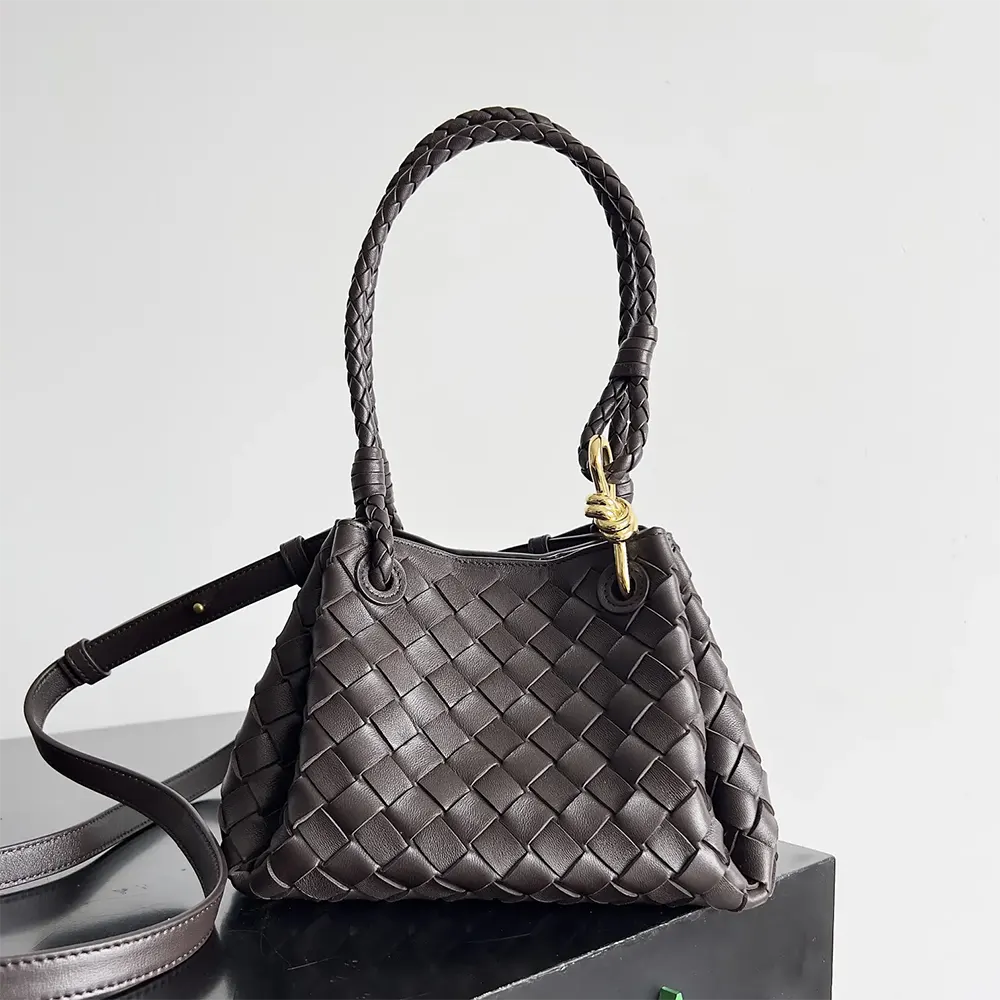 Close-up detail of intrecciato weave on Bottega Veneta Small Andiamo bag