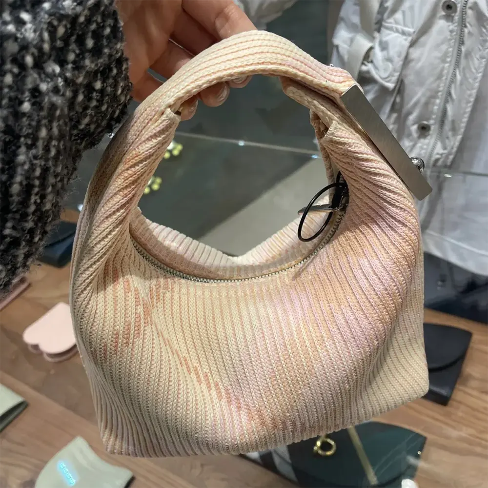 Burberry Women Mini Peg Duffle Bag-Pink - image 6