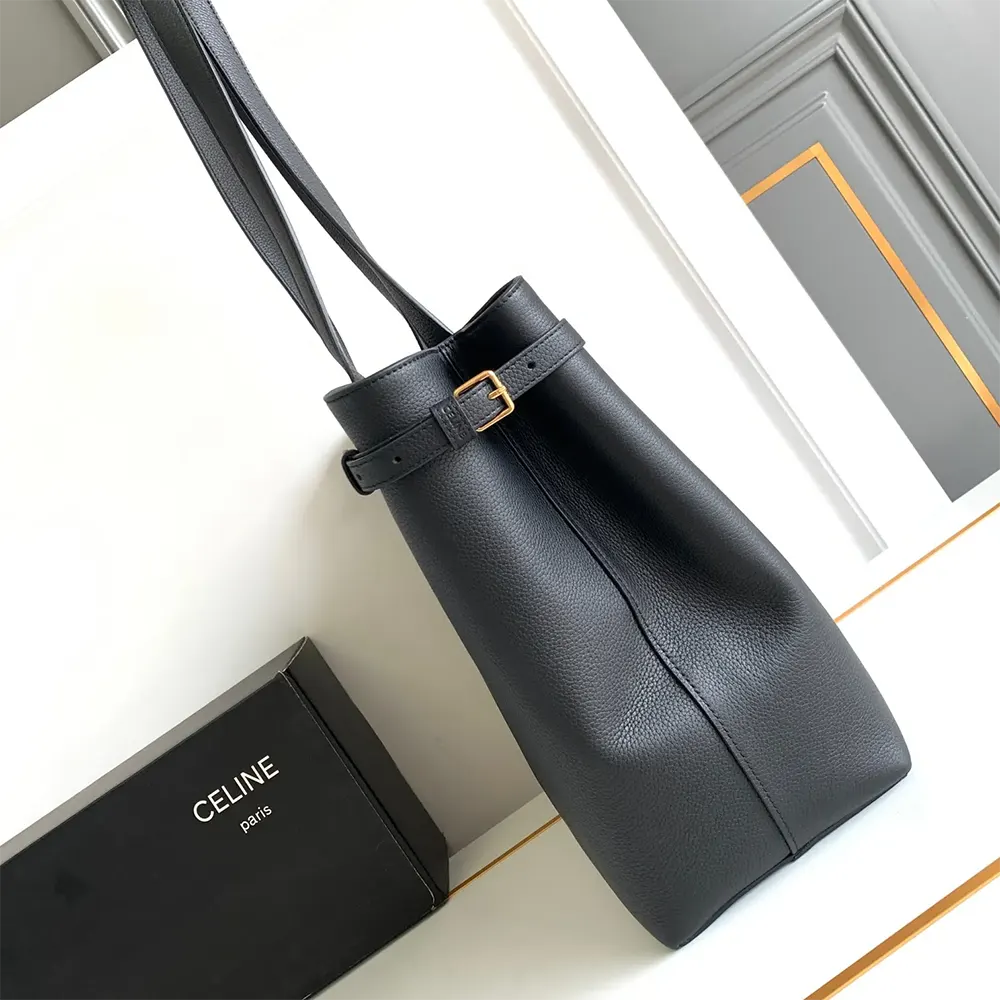 Celine Women Medium Cabas Anaïs Cuir Triomphe in Grained Calfskin-Black - image 4