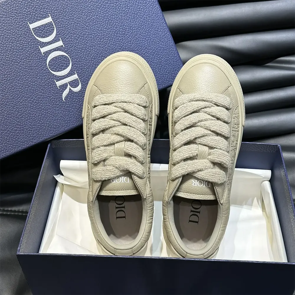 Dior Men B33 Sneaker Beige Grained Calfskin and Beige Dior Gravity Leather - image 4