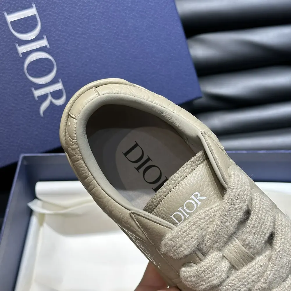 Dior Men B33 Sneaker Beige Grained Calfskin and Beige Dior Gravity Leather - image 9