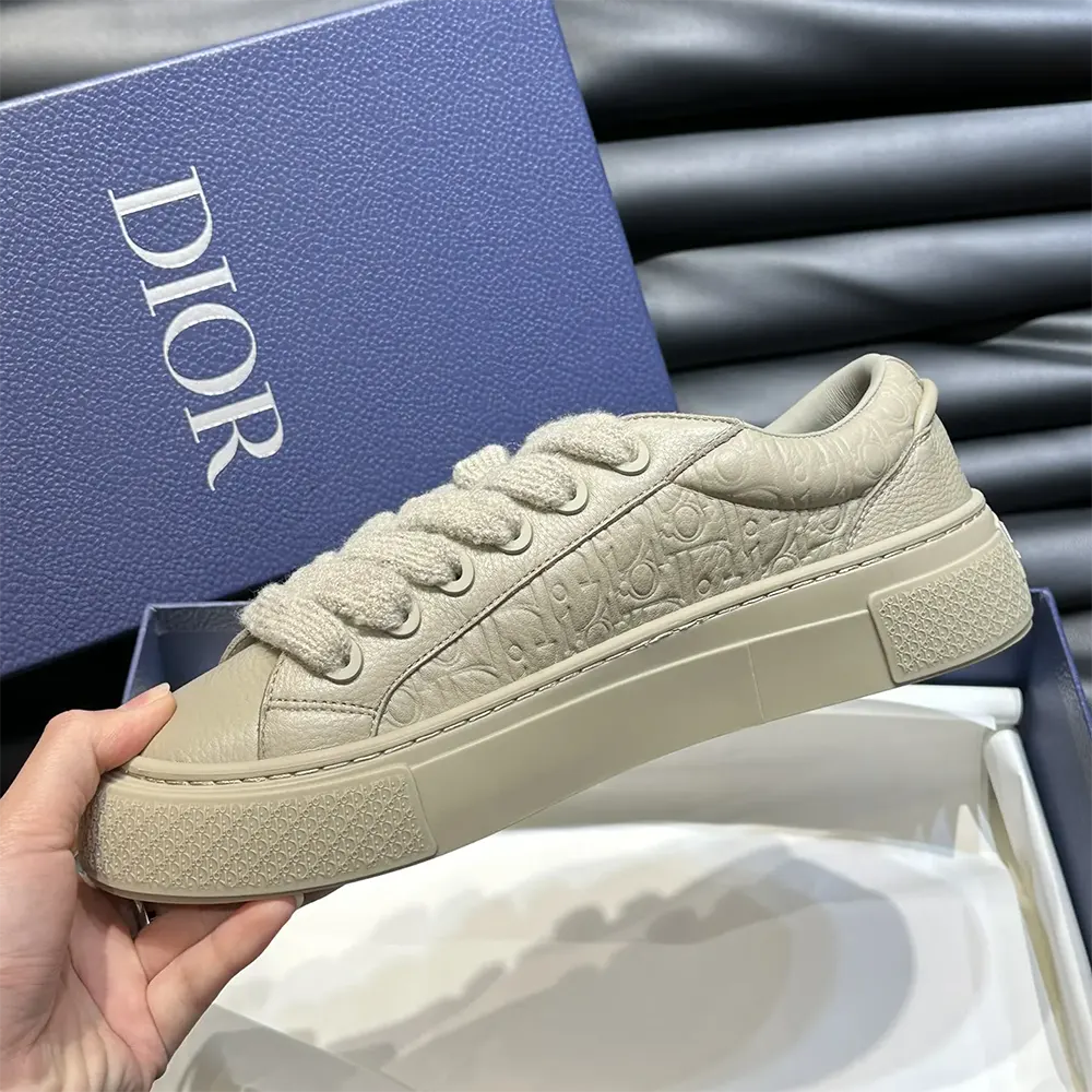 Dior Men B33 Sneaker Beige Grained Calfskin and Beige Dior Gravity Leather - image 6