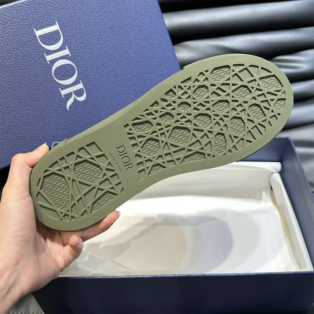 Dior Men B33 Sneaker Khaki Grained Calfskin and Khaki Dior Gravity Leather - image 10