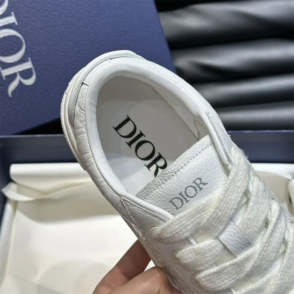 Dior Men B33 Sneaker White Grained Calfskin and White Dior Gravity Leather - image 9