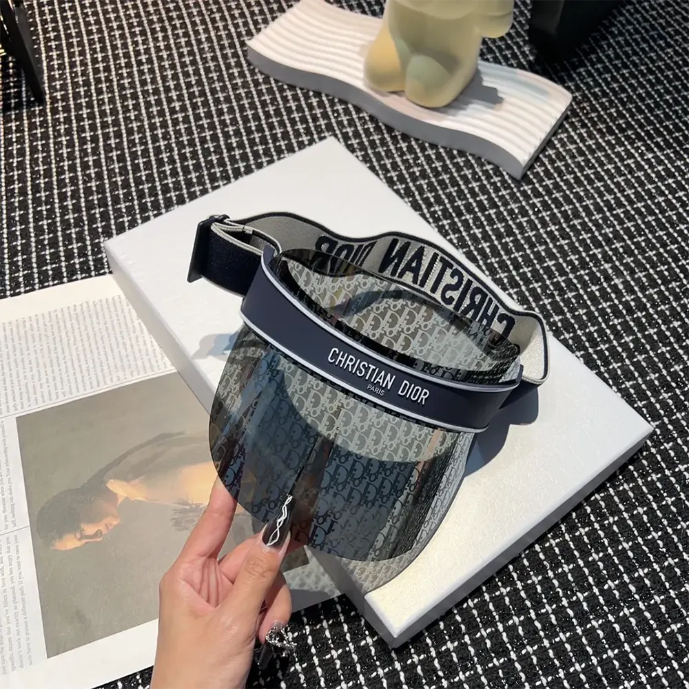 Dior Unisex DiorClub V1U Blue Dior Oblique Visor - image 4