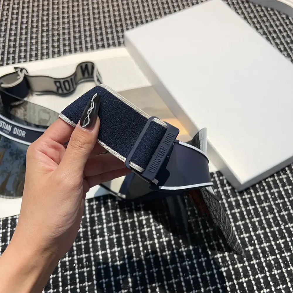 Dior Unisex DiorClub V1U Blue Dior Oblique Visor - image 7
