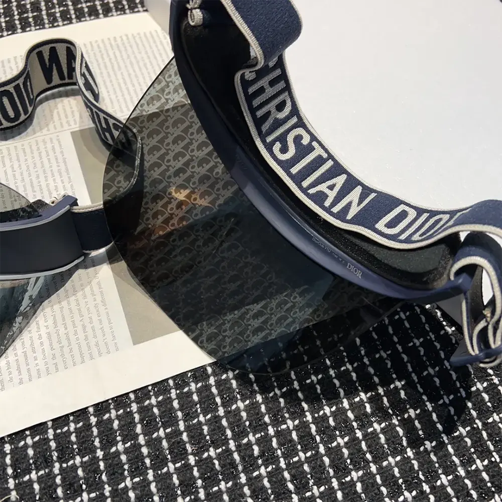 Dior Unisex DiorClub V1U Blue Dior Oblique Visor - image 5