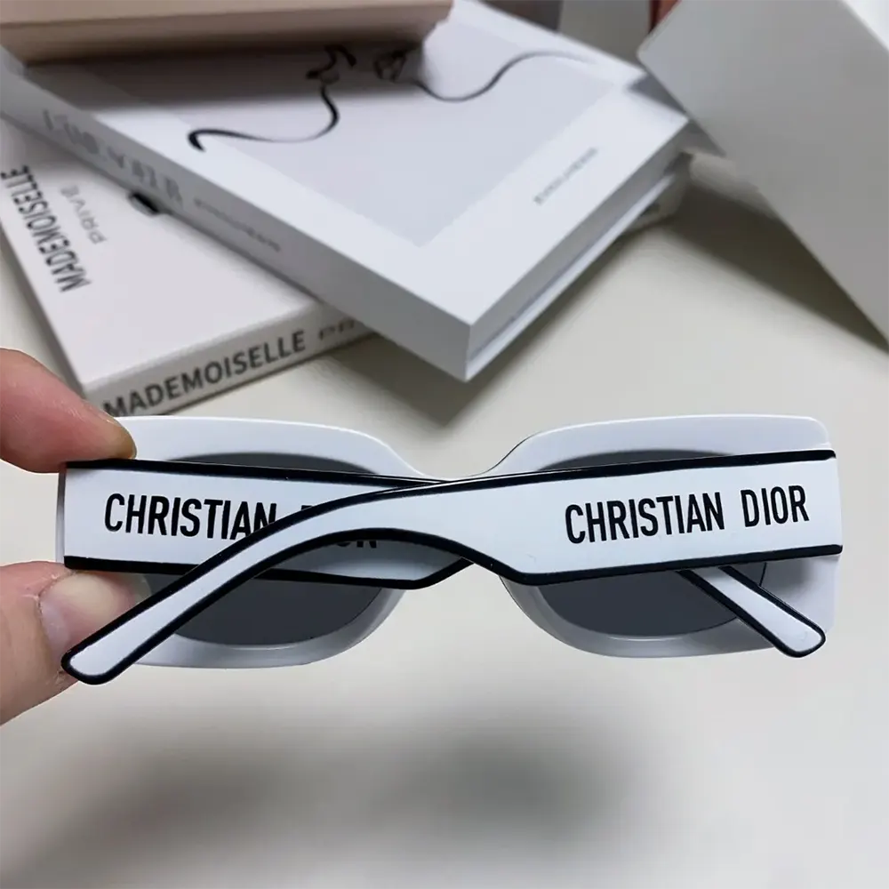Side profile showing lightweight acetate frame of DiorPacific S1U sunglasses