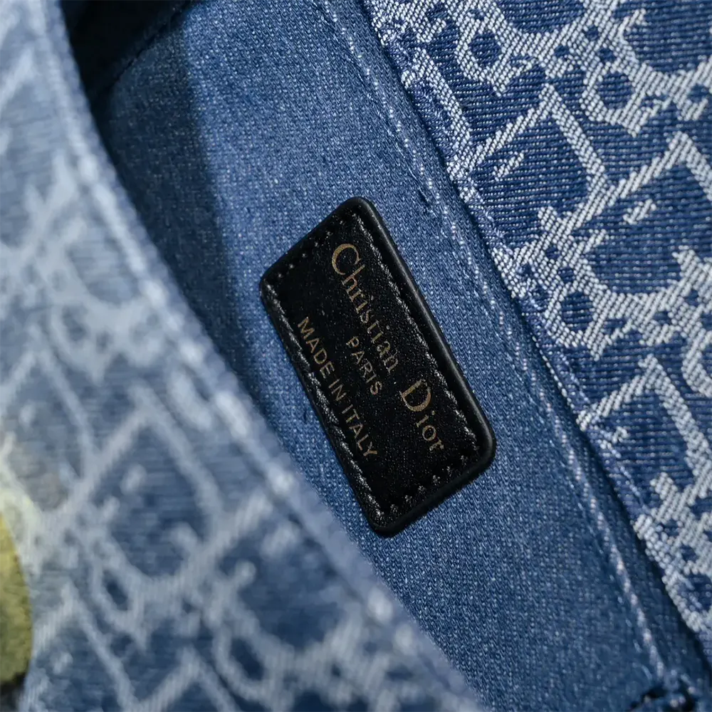 Dior Women 30 Montaigne East-West Bag with Chain Blue Denim Dior Oblique Jacquard - image 10