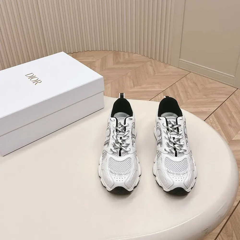 Top view showing lace closure on Dior Women Chrono Sneaker Black mesh and leather