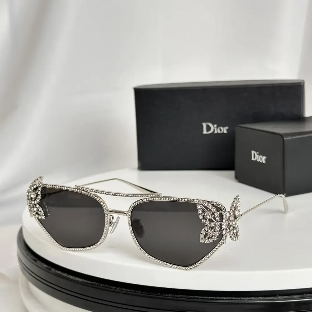 Dior Women DiorFantastica B1U Butterfly Sunglasses with Swarovski® Crystals - image 4