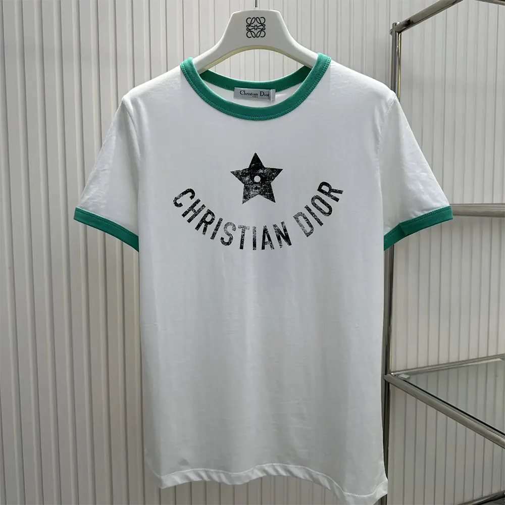Close-up of embroidered Dior logo on Dior Men Dioriviera T-Shirt