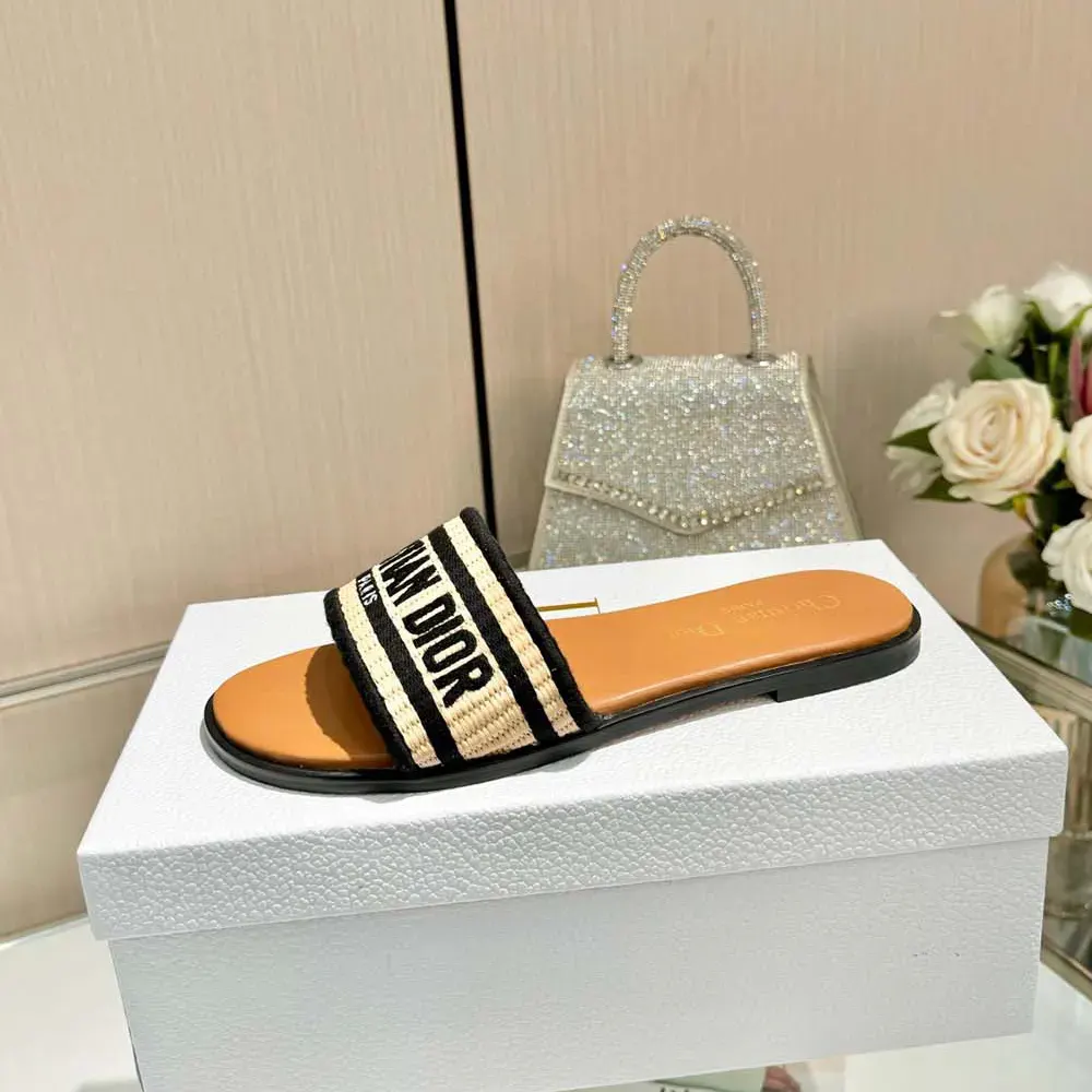 Dior Women Dway Slide Natural Raffia and Black Embroidered Cotton - image 7