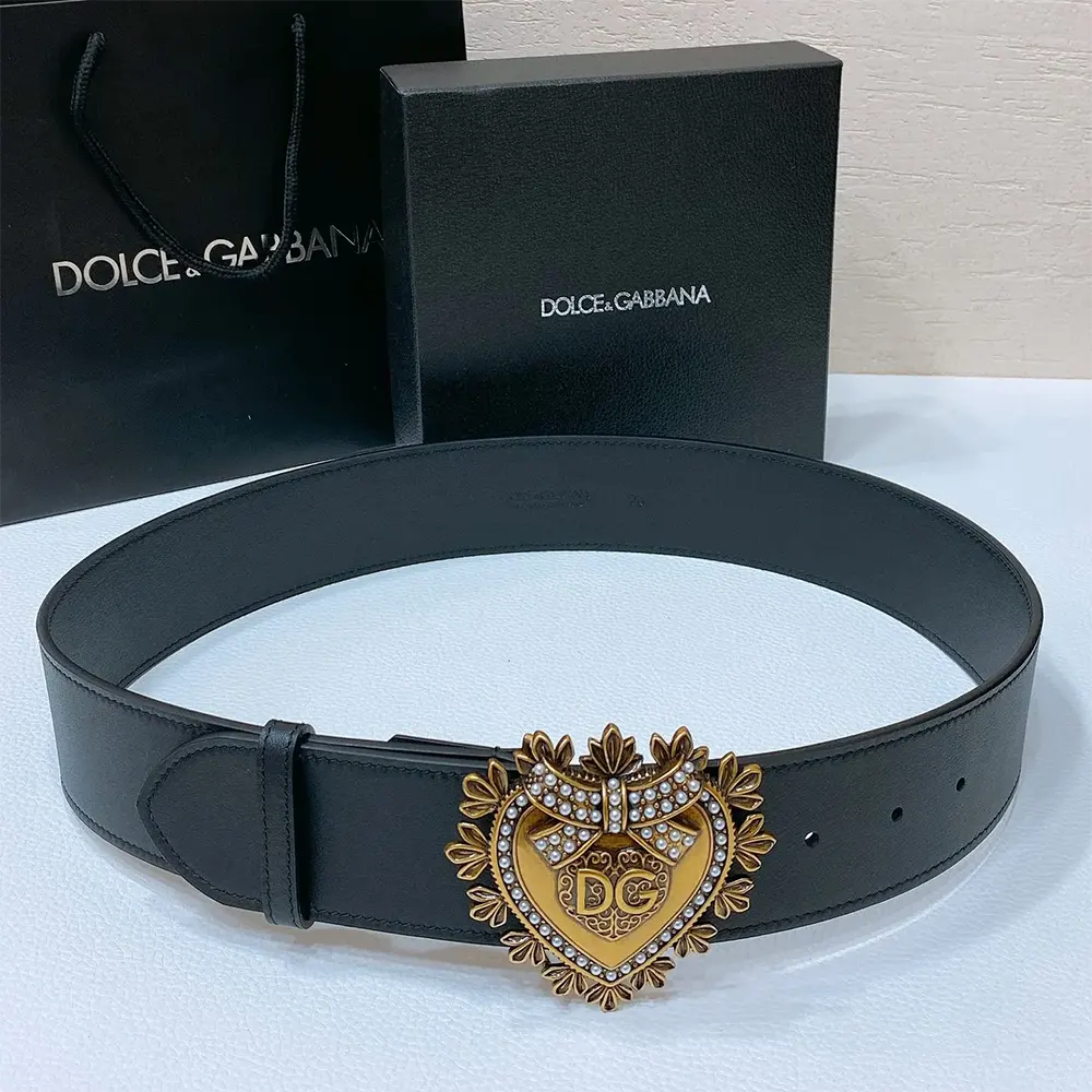 Close-up of gold D&G logo buckle on leather devotion belt black