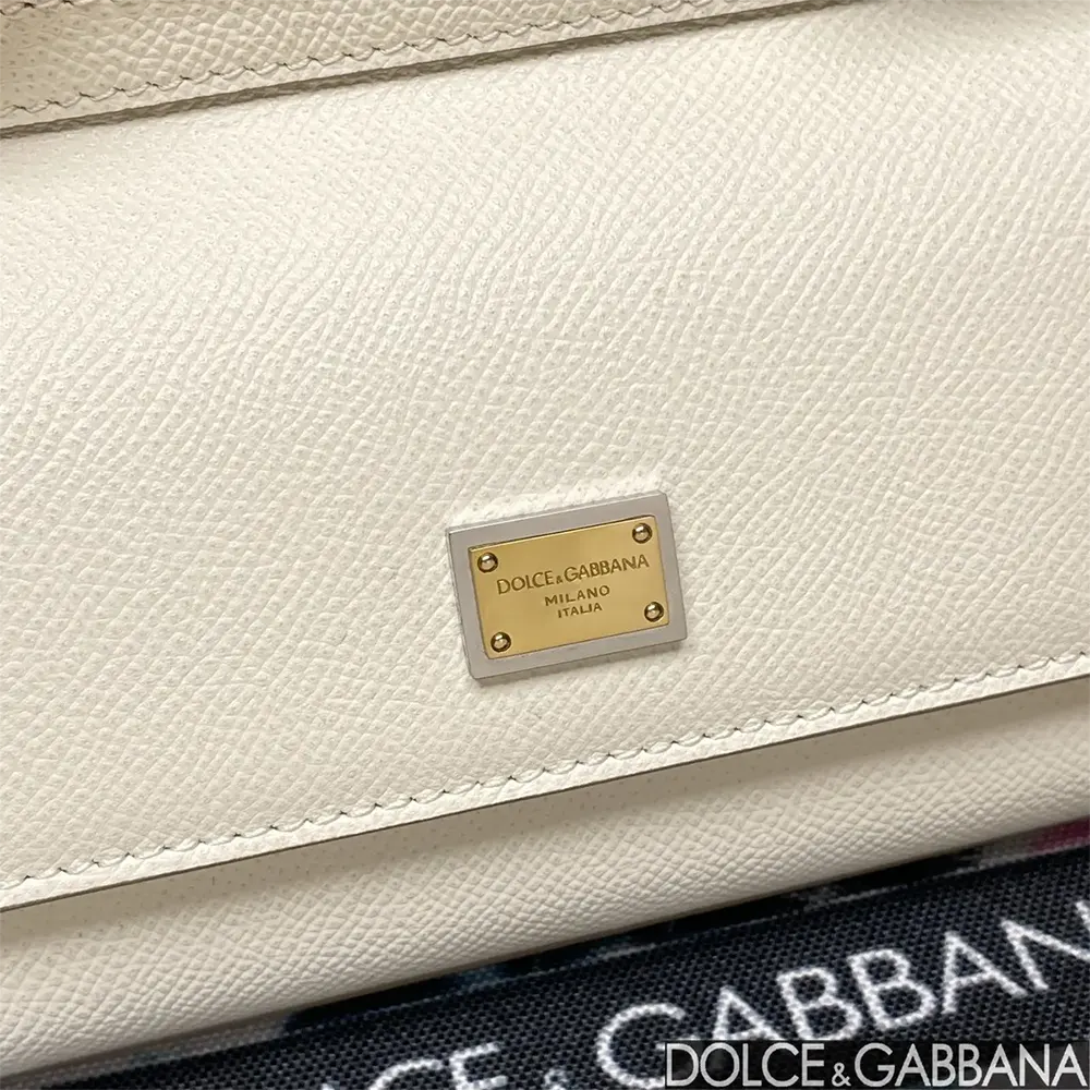 Dolce Gabbana D&G Women Small Sicily Handbag-White - image 8