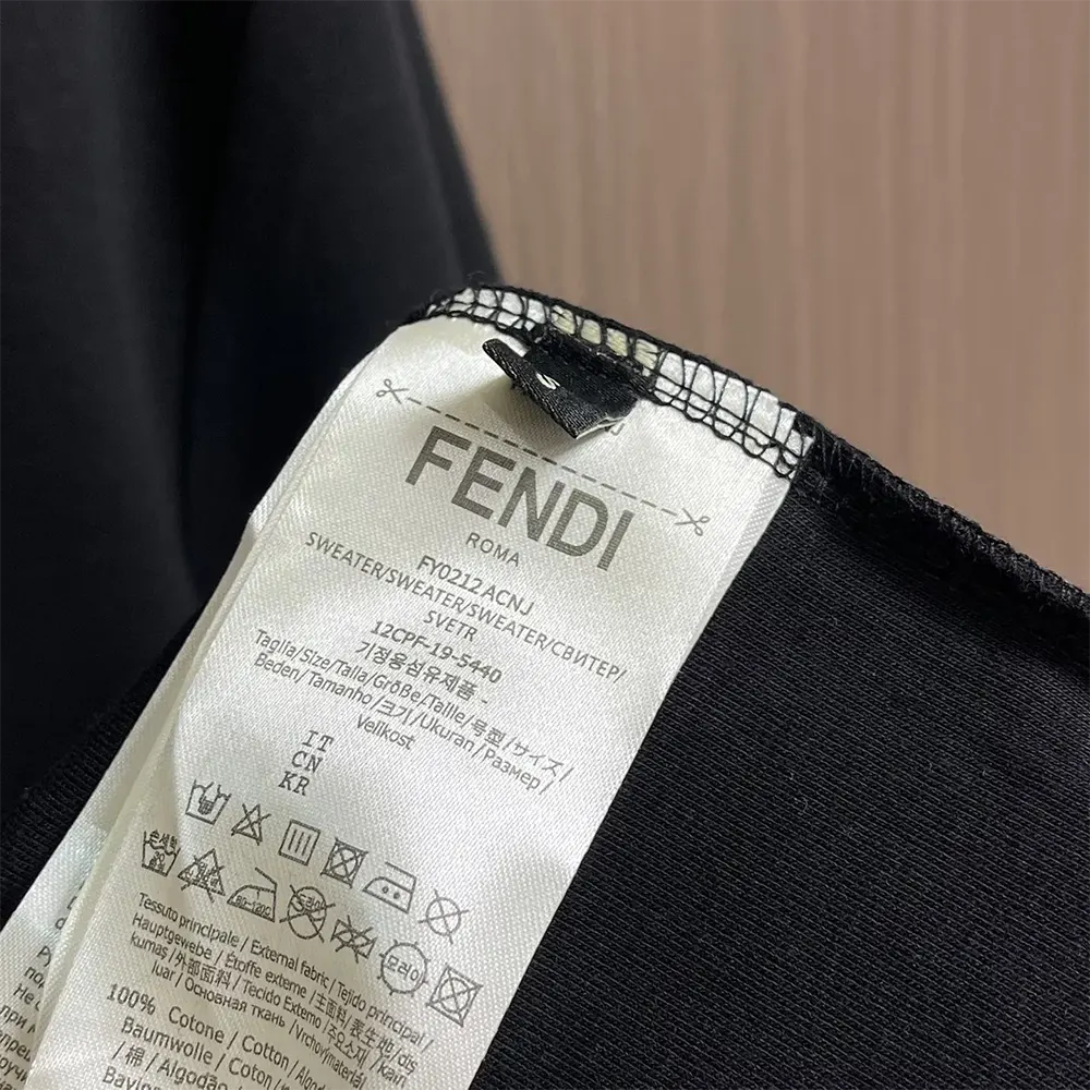 Fendi Women Black Cotton T-shirt - image 9