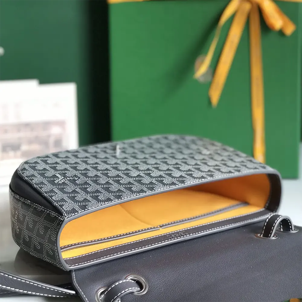 Goyard Unisex 233 Bag-Grey - image 6