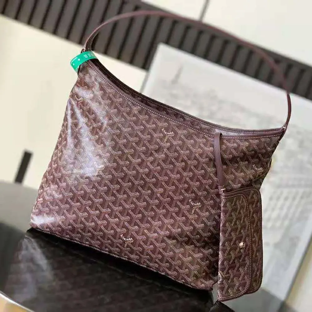 Close-up of gold-tone hardware on Goyard Unisex Bohème Hobo Bag-Maroon