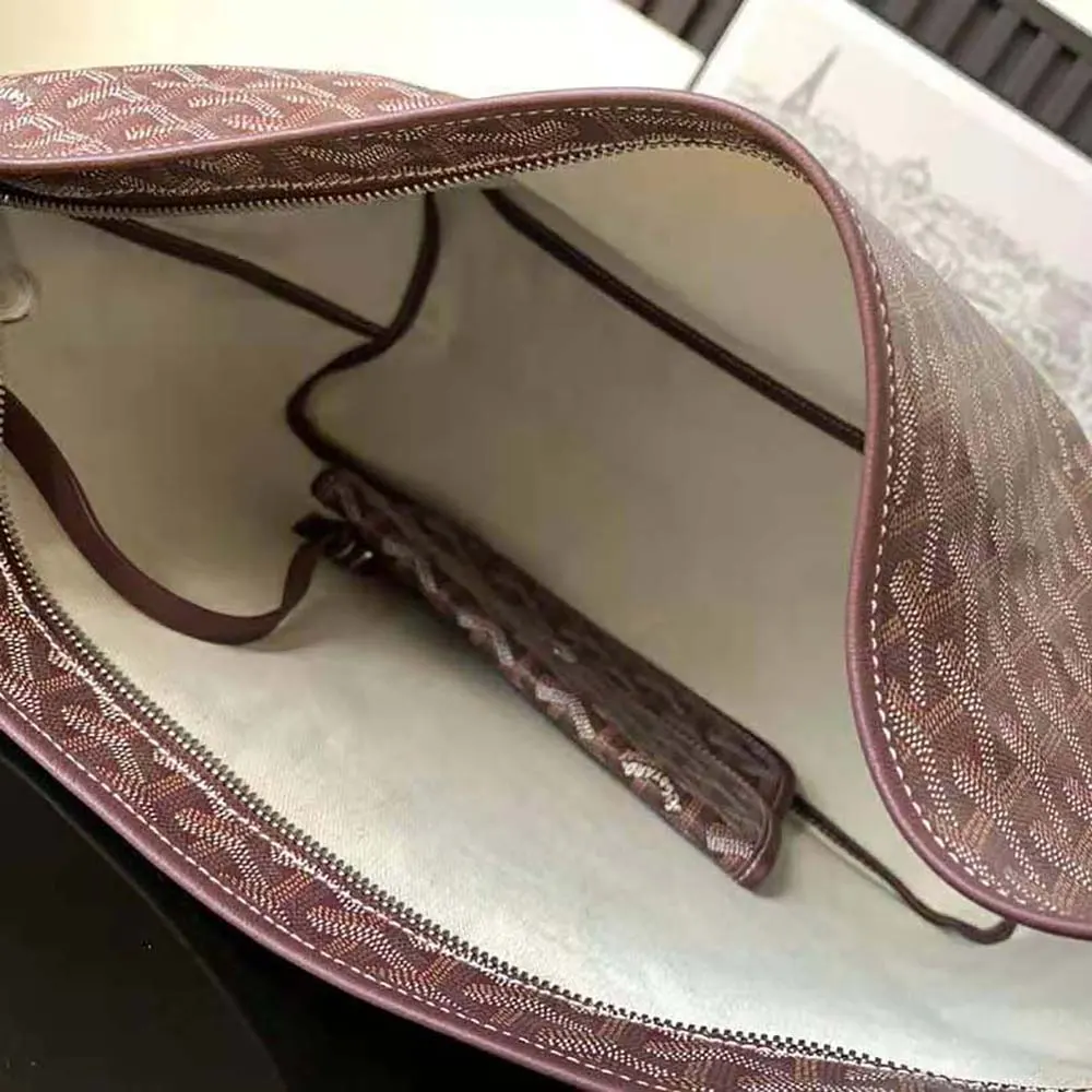 Goyard Unisex Bohème Hobo Bag-Maroon - image 9