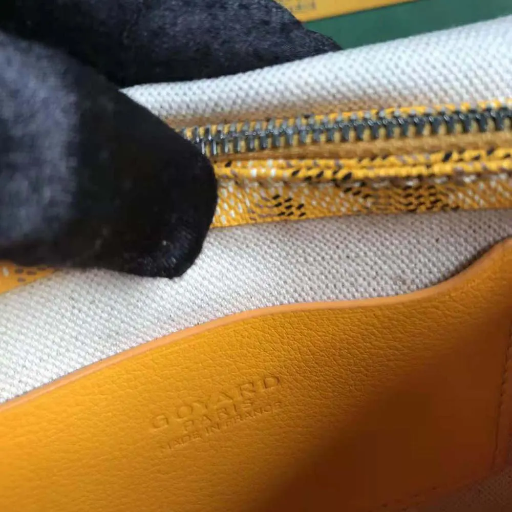Goyard Women Plumet Pocket Wallet-Yellow - image 8