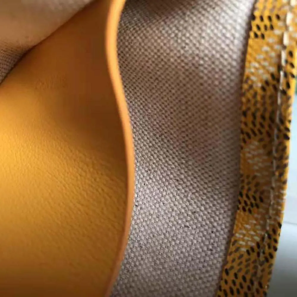Goyard Women Plumet Pocket Wallet-Yellow - image 9