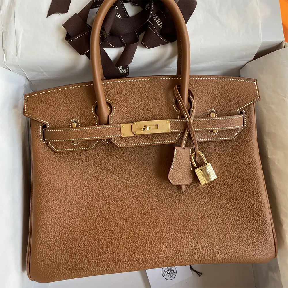 Close-up of gold hardware and embossed Epsom leather on Hermes Birkin 30