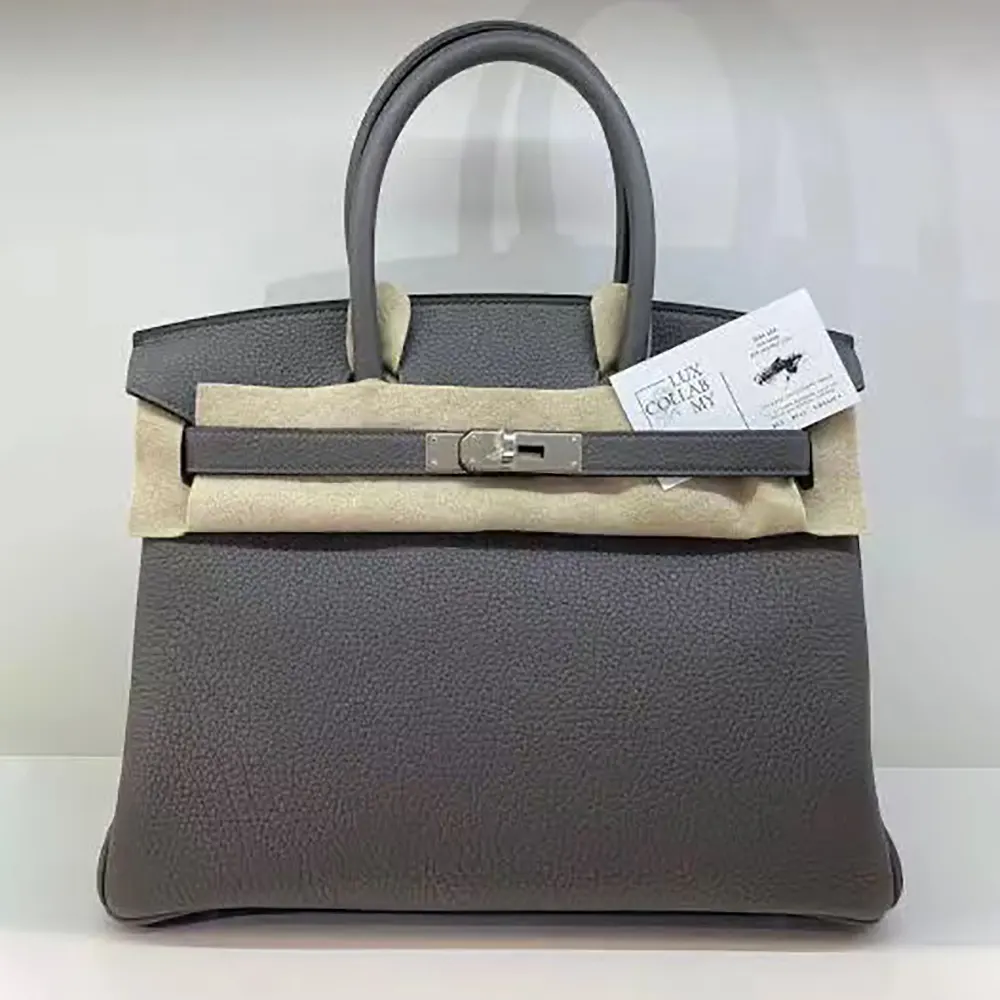 Close-up of silver hardware on Hermes Birkin 30 Bag Grey