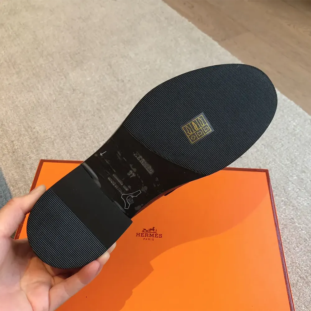 Hermes Women Hot Loafer-Black H232075Z - image 10