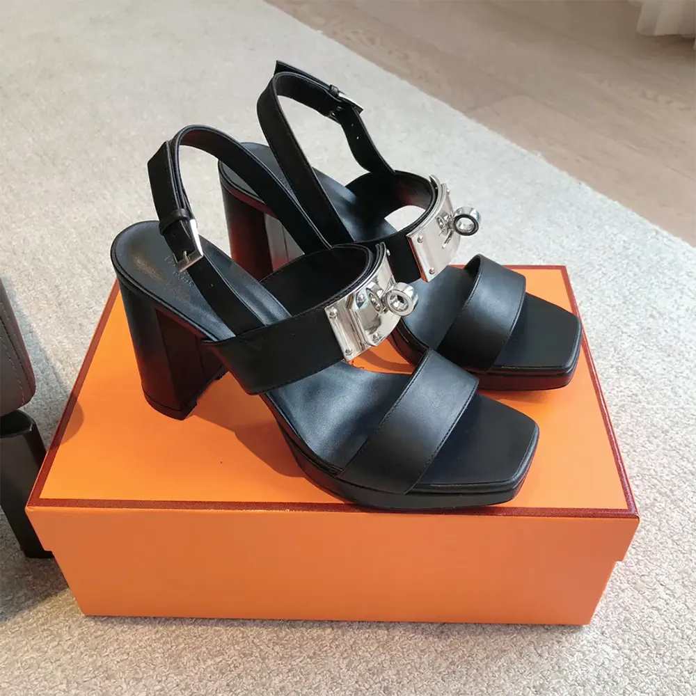 Side view highlighting the 90mm high heel of Hermes Women Ilona 90 Sandal-Black