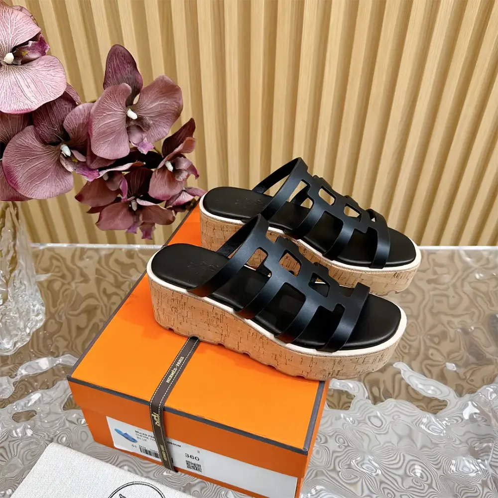 Hermes Women Isabella 30 Sandal in Calfskin-Black H241120Z - image 4