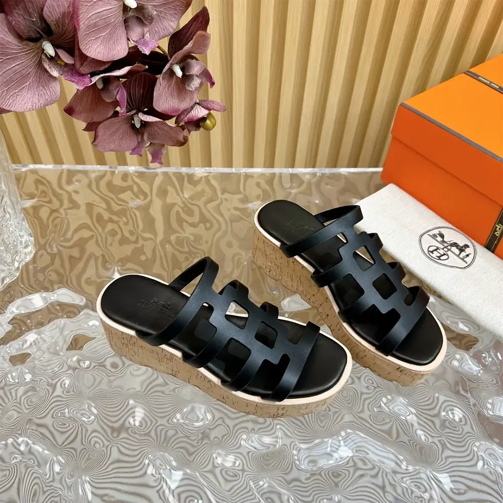 Hermes Women Isabella 30 Sandal in Calfskin-Black H241120Z - image 6