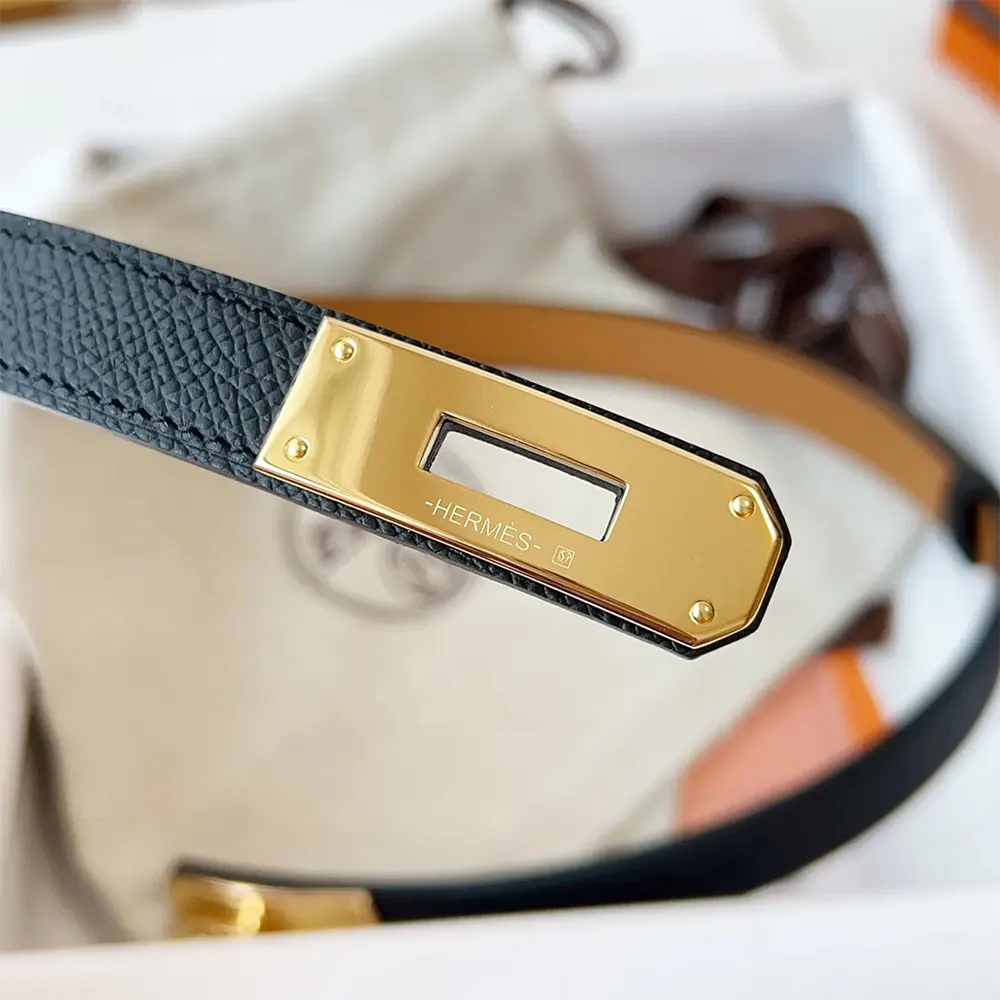 Hermes Women Kelly 18 Belt-Black - image 7