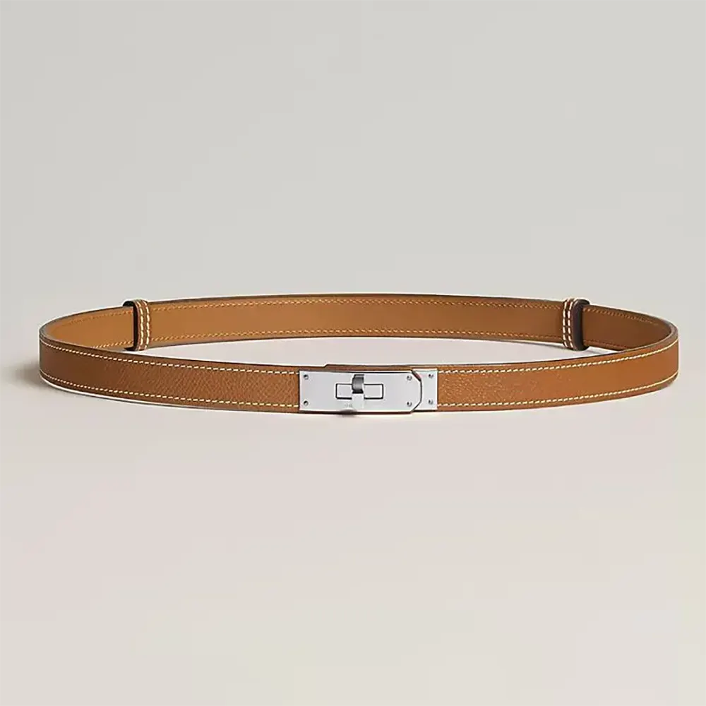 Close-up of Hermes Women Kelly 18 Belt-Brown gold buckle detail