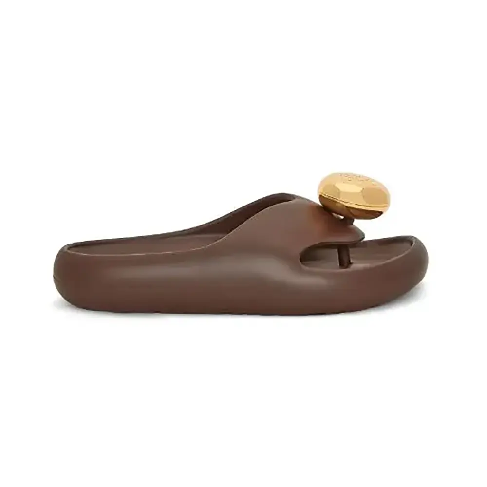 Side view of Loewe Women Foam Pebble Sandal-Chocolate highlighting foam sole