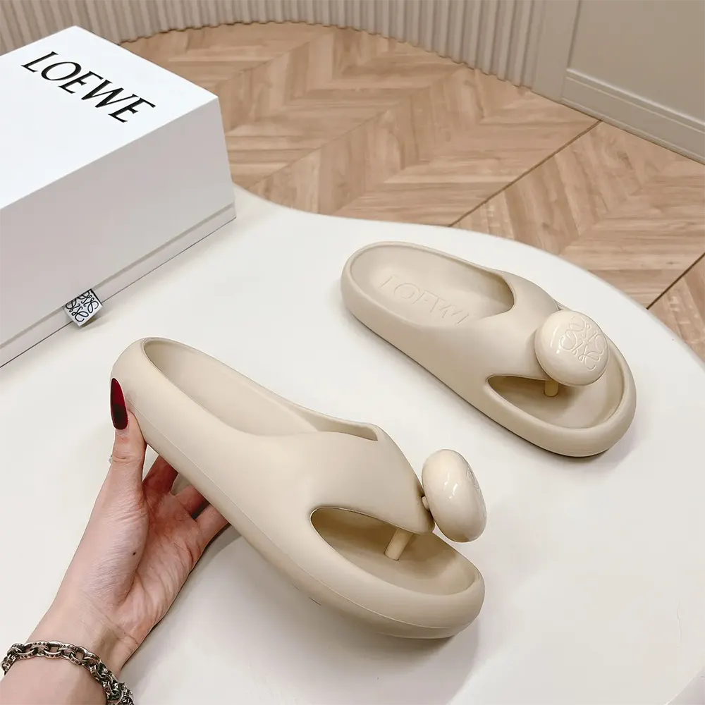 Loewe Women Foam Pebble Sandal-White - image 5