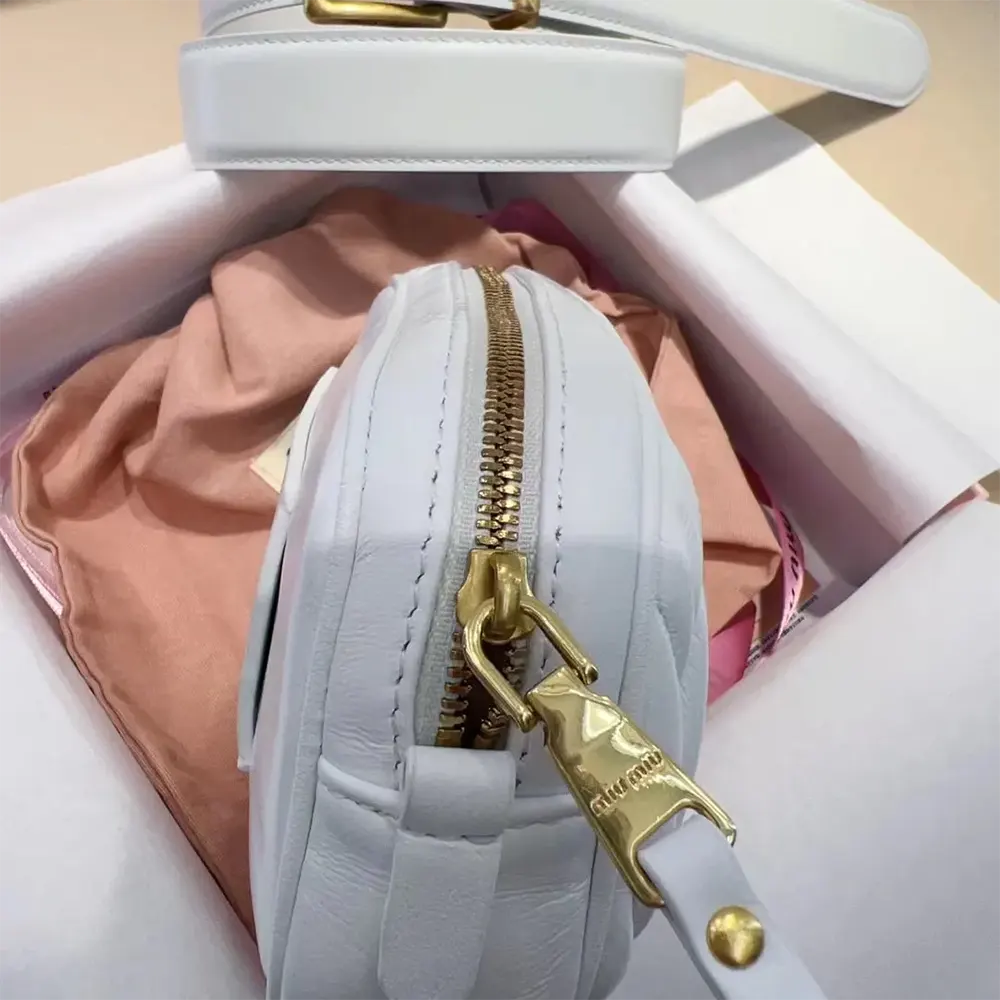 Miu Miu Women Belt with Matelassé Pouch-White - image 9