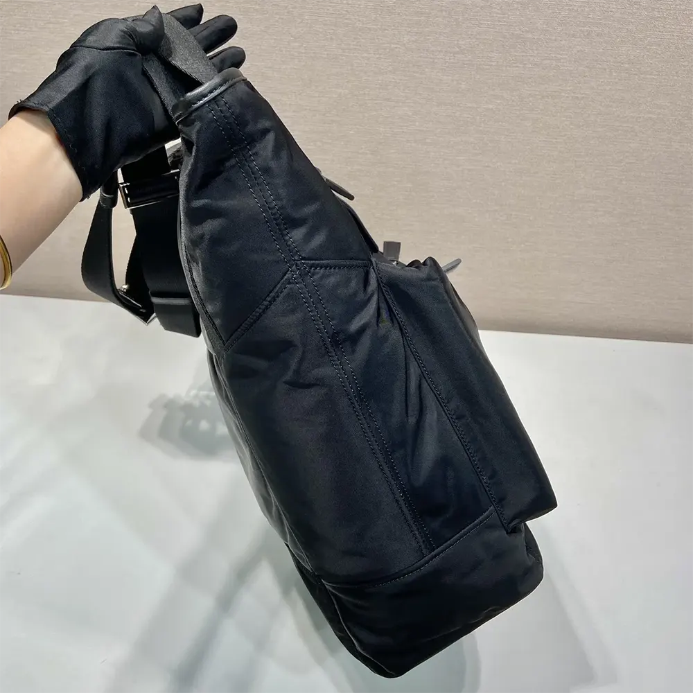 Prada Men Re-Nylon and Leather Tote Bag-Black - image 6