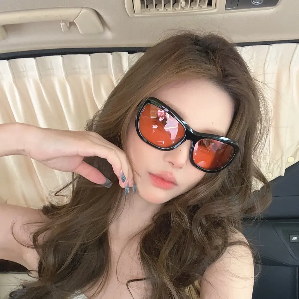 Prada Unisex Swing Sunglasses SPRA27_E16K_F05S0_C_A063 - image 4