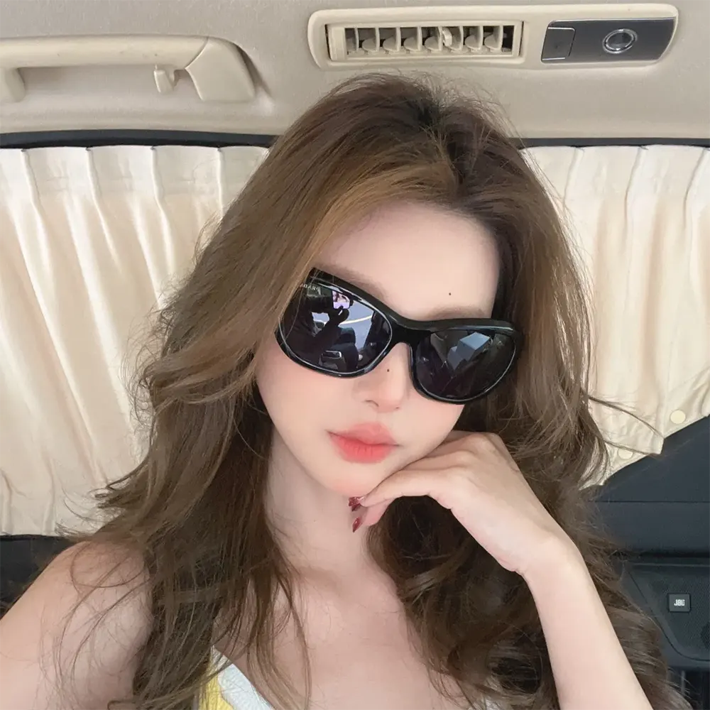 Prada Unisex Swing Sunglasses SPRA27_E16K_F05S0_C_A063 - image 8