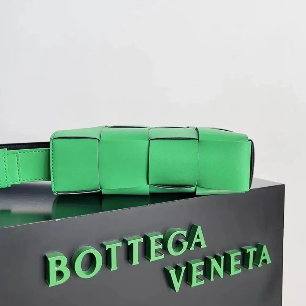 Bottega Veneta Unisex Mini Cassette Cross-Body Bag-Green - image 5